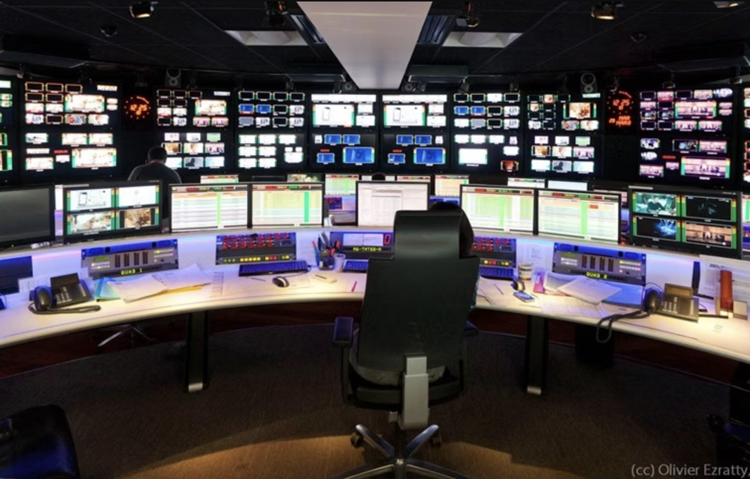 dissertation 2 „mass media, as a means to achieve  political goals in the information society (on the example of Georgia) ".